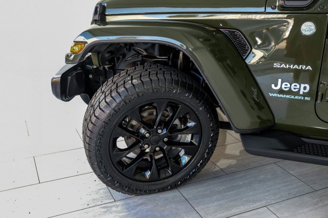 Used 2023 Jeep Wrangler Unlimited Sahara w/ Cold Weather Group AWD/4WD image 59