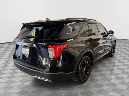Certified 2021 Ford Explorer XLT w/ Equipment Group 202A image 7