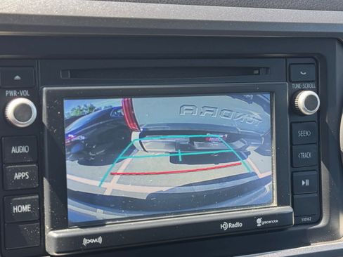 Used 2016 Toyota Tacoma SR5 RWD image 20