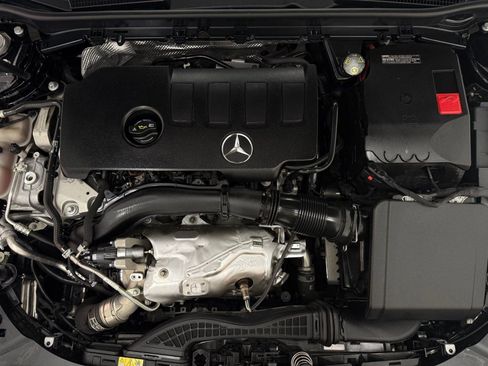 Used 2023 Mercedes-Benz CLA 250 CLA 250 image 32