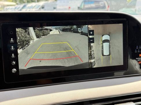 Used 2022 Hyundai Palisade Limited w/ Cargo Package FWD image 15