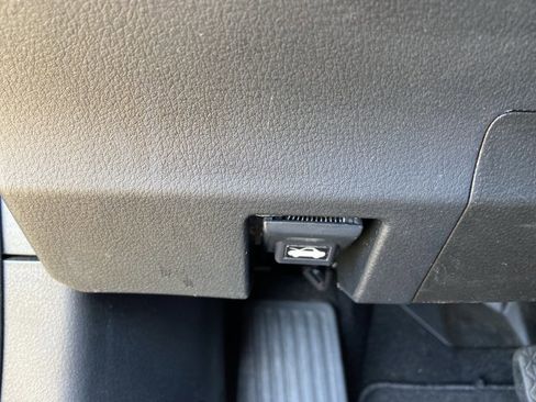 Used 2024 MAZDA CX-50 AWD 2.5 S w/ Preferred Package image 44