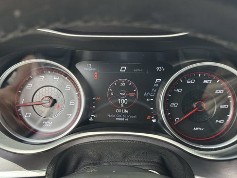 Used 2021 Dodge Charger SXT RWD image 29