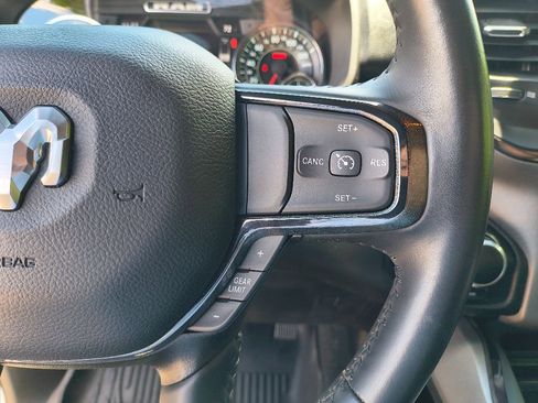 Used 2023 RAM 1500 Big Horn AWD/4WD image 17