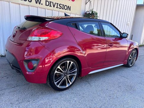 Used 2016 Hyundai Veloster Turbo w/ Option Group 04 FWD image 2