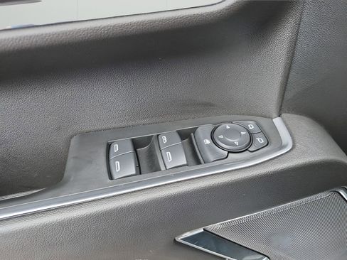 Used 2024 GMC Sierra 1500 Elevation image 28