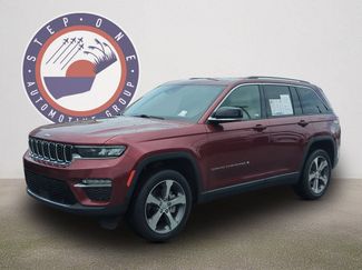 Used 2023 Jeep Grand Cherokee Limited w/ Luxury Tech Group II AWD/4WD video 1