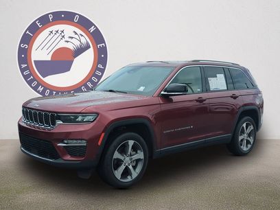 Used 2023 Jeep Grand Cherokee Limited w/ Luxury Tech Group II