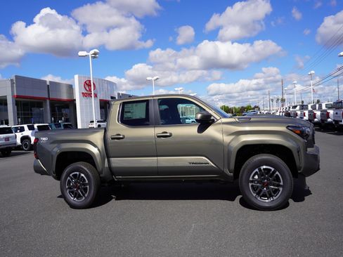 New 2026 Toyota Tacoma TRD Sport image 4