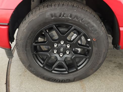 Used 2024 Ford F150 STX w/ STX Black Appearance Package RWD image 6