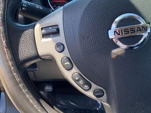 Used 2014 Nissan Rogue S w/ Convenience Package AWD/4WD image 32