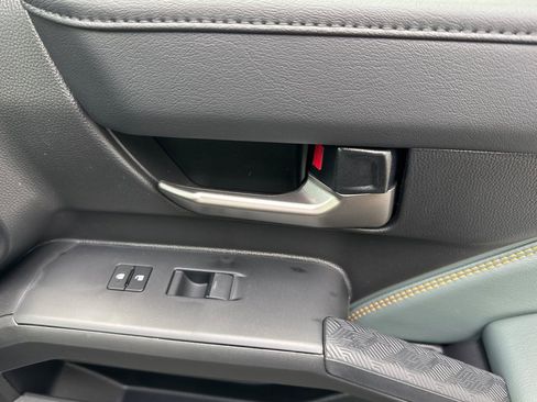 Certified 2025 Toyota Tacoma Trailhunter image 23