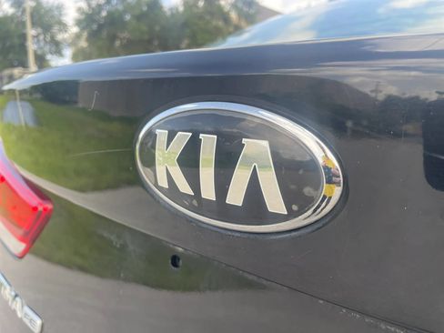 Used 2016 Kia Optima LX FWD image 11