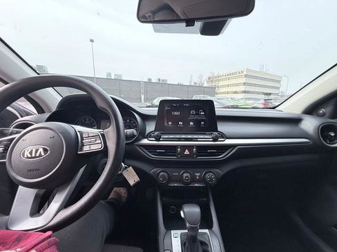 Used 2020 Kia Forte LXS image 17