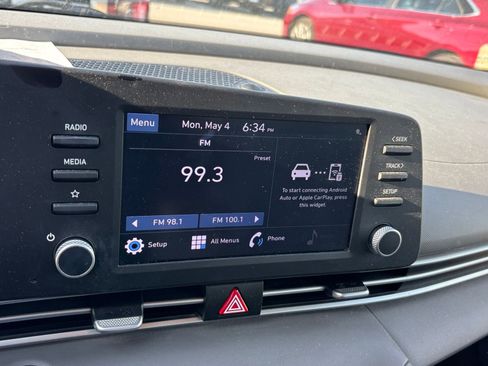 Used 2021 Hyundai Elantra SEL FWD image 10