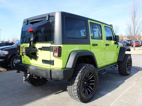 Used 2017 Jeep Wrangler Unlimited Sport w/ LED Lighting Group image 7