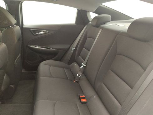 Used 2022 Chevrolet Malibu LS w/ Driver Confidence Package II FWD image 18