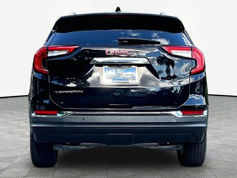 Used 2023 GMC Terrain SLT w/ LPO, Floor Liner Package FWD image 7