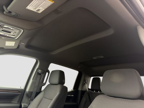 Used 2023 Chevrolet Silverado 1500 LT Trail Boss w/ Convenience Package II AWD/4WD image 32
