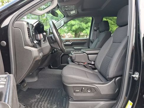 Used 2022 Chevrolet Silverado 1500 RST AWD/4WD image 13