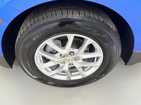 Used 2024 Chevrolet Equinox LT image 31