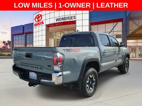 Used 2023 Toyota Tacoma TRD Off-Road w/ Black Out Package (TMS) AWD/4WD image 6