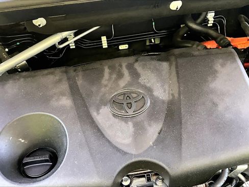 Certified 2024 Toyota RAV4 XSE AWD/4WD image 33