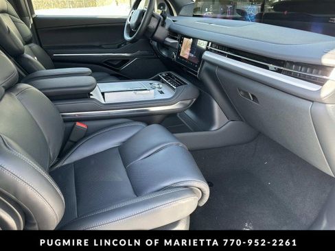 New 2026 Lincoln Navigator Reserve w/ Jet Appearance Package image 33