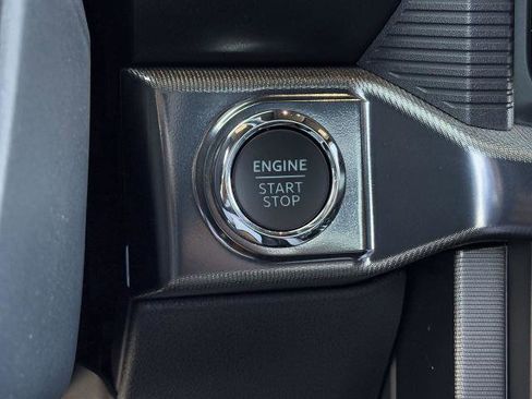 New 2025 Ford F150 Platinum w/ Equipment Group 702A High image 28