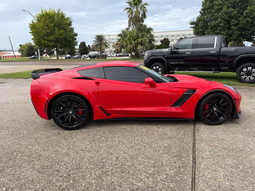 Used 2016 Chevrolet Corvette Z06 w/ 2LZ Preferred Equipment Group RWD image 4