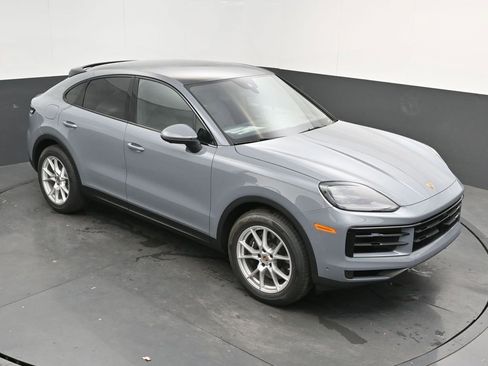 New 2026 Porsche Cayenne Coupe image 33