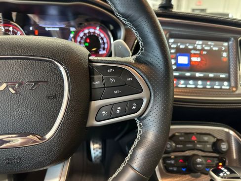 Used 2022 Dodge Challenger SRT Hellcat RWD image 25