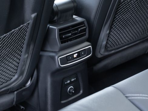 Certified 2024 Audi Q4 e-tron Prestige image 25