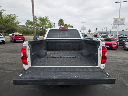Used 2017 Toyota Tundra SR5 RWD image 16