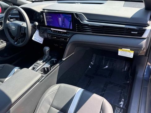 Used 2026 Toyota Camry SE w/ Multimedia Upgrade Package AWD/4WD image 17