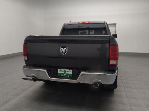 Used 2018 RAM 1500 SLT image 7