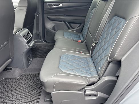 New 2026 Volkswagen Atlas Cross Sport SEL Premium R-Line image 14