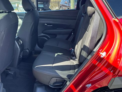 New 2025 Hyundai Tucson SEL image 16