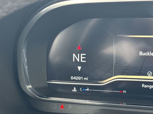 Used 2023 GMC Yukon XL SLT image 22