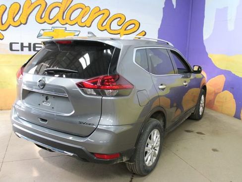 Used 2020 Nissan Rogue SV AWD/4WD image 8
