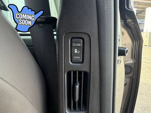 Used 2019 Honda Odyssey Touring image 11