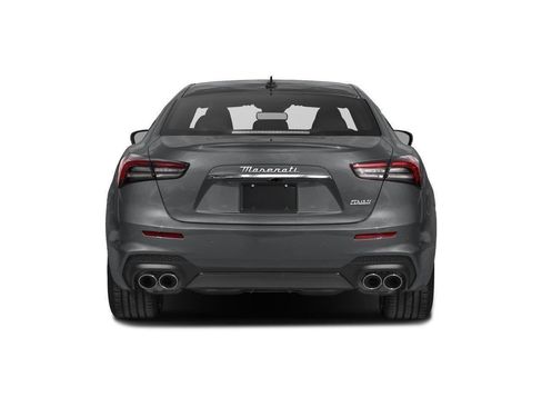 Used 2023 Maserati Ghibli Modena RWD image 5