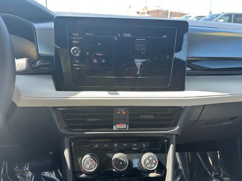 Used 2025 Volkswagen Taos S image 24