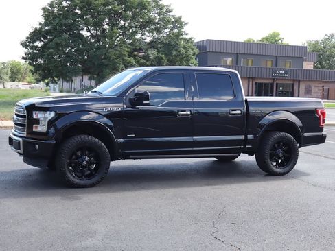 Used 2017 Ford F150 Limited AWD/4WD image 10