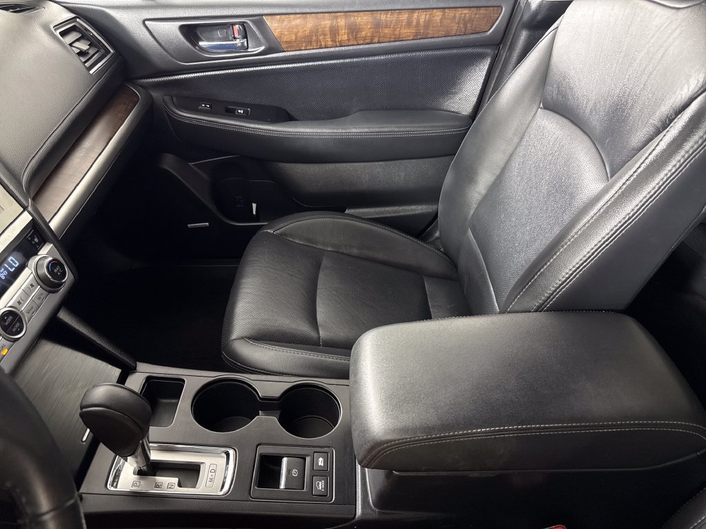 Used 2015 Subaru Outback 3.6R Limited AWD/4WD image 21