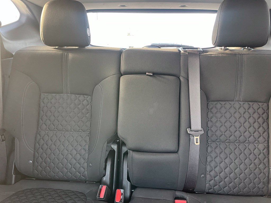 Used 2020 Chevrolet Blazer LT FWD image 9