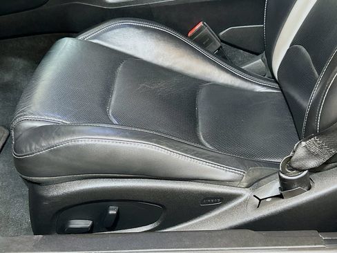 Used 2019 Chevrolet Camaro SS RWD image 18