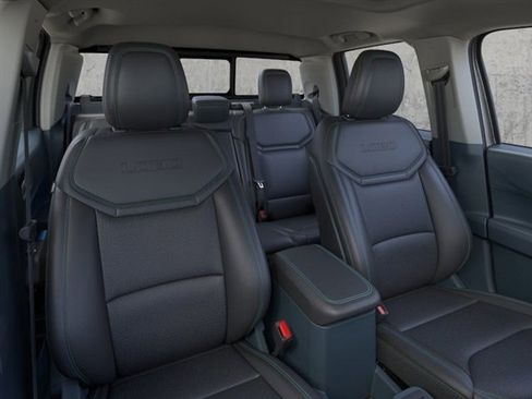 New 2025 Ford Maverick Lobo image 10