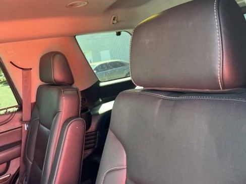 Used 2019 Chevrolet Tahoe LT RWD image 10