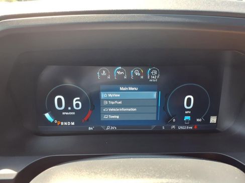 Used 2024 Ford Expedition Platinum image 11